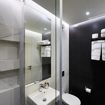 Aparthotel Adella Boutique - Free Secured Parking Sofia