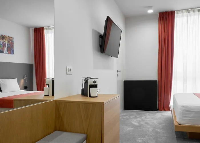 Aparthotel Adella Boutique - Free Secured Parking Sofia