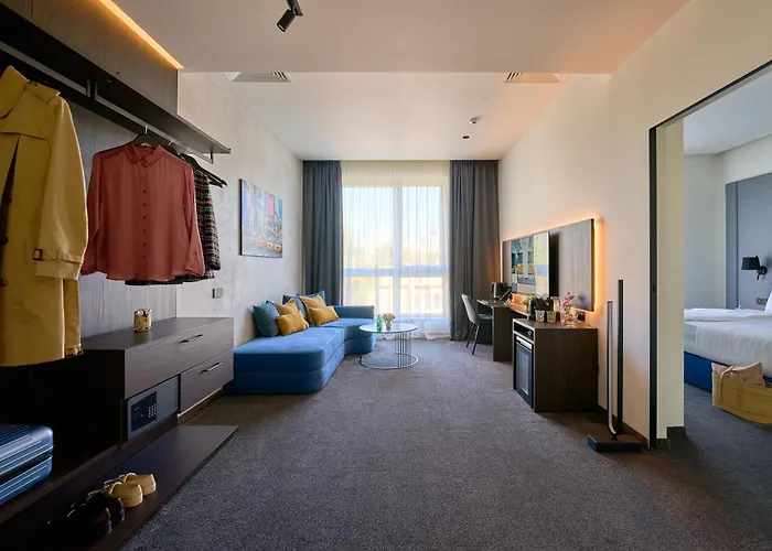 Adella Boutique - Free Secured Parking 4*