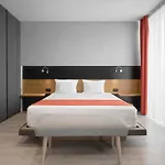 Hotel apartamentowy Adella Boutique - Free Secured Parking 4*