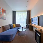 Hotel apartamentowy Adella Boutique - Free Secured Parking