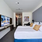 Adella Boutique - Free Secured Parking Hotel apartamentowy 4*