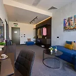 Adella Boutique - Free Secured Parking Apart-hotel Sófia