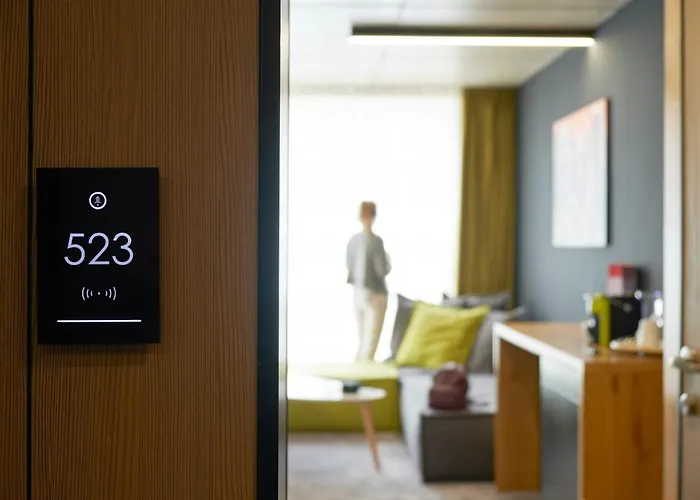 Adella Boutique - Free Secured Parking 4*