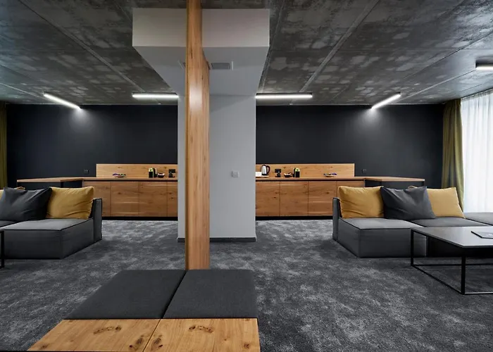 Adella Boutique - Free Secured Parking מלון דירות סופיה