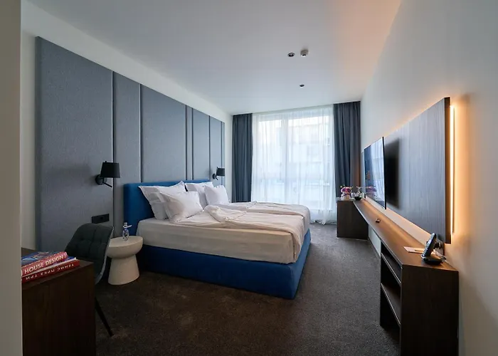 Aparthotel Adella Boutique - Free Secured Parking