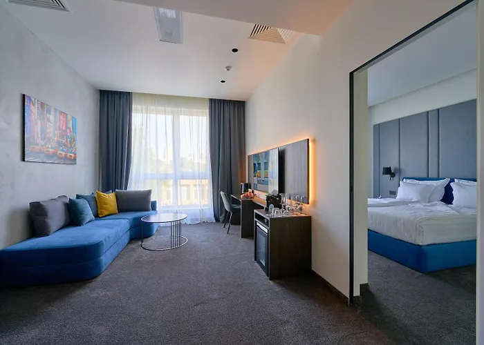 Adella Boutique - Free Secured Parking 4* Sofya