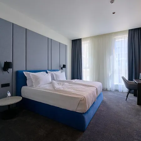 Adella Boutique - Free Secured Parking 4* Sofie