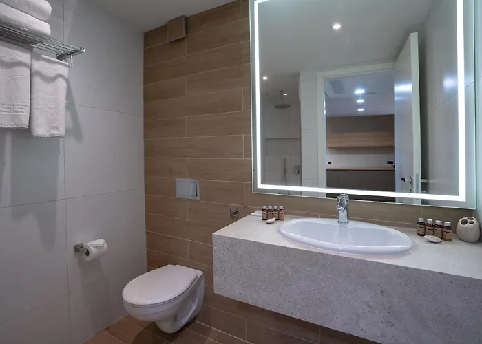 Adella Boutique - Free Secured Parking 소피아