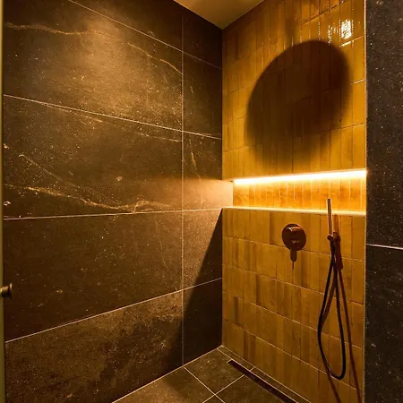 Adella Boutique - Free Secured Parking شقة فندقية