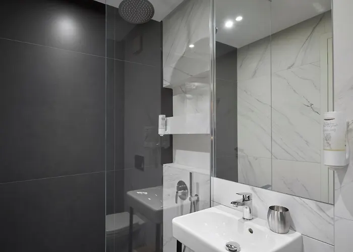 Apart Otel Adella Boutique - Free Secured Parking Sofya