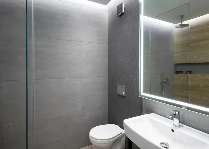 Adella Boutique - Free Secured Parking 4* Sofya