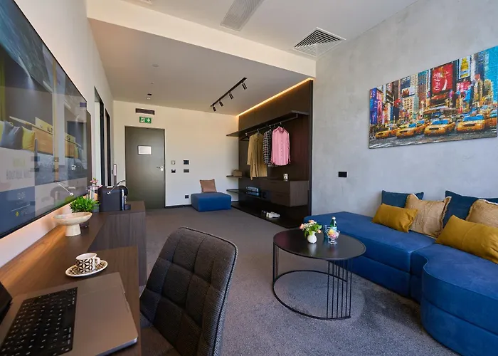 Adella Boutique - Free Secured Parking Apart Otel Sofya